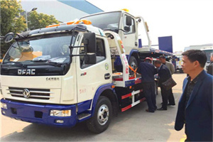 泽普汽车道路救援拖车价格
